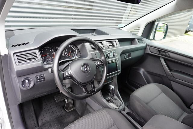Volkswagen CADDY MARGE 102pk Euro6 Automaat Navigatie Parkeersensoren Trekhaak 17" Velgen LED + Xenon Airco