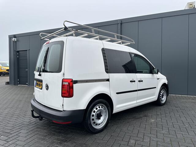 Volkswagen CADDY 1.4 TSI BENZINE AUTOMAAT !! / BPM VRIJ / IMPERIAAL / TREKHAAK / INRICHTING / NAVI / AIRCO / CRUISE