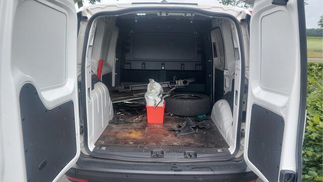 Volkswagen CADDY Cargo 2.0 TDI Comfort CLIMA/NAVI BJ 2024