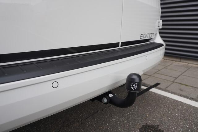 Volkswagen CADDY Cargo 1.5 TSI Hybride DSG Limited Edition, Climatronic, Achterdeuren zonder deuren, App connect draadloos, Alarm, LED koplampen, Trekhaak met vaste kogel