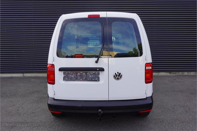 Volkswagen CADDY 102pk Automaat Trekhaak Airco Cruise control Bluetooth