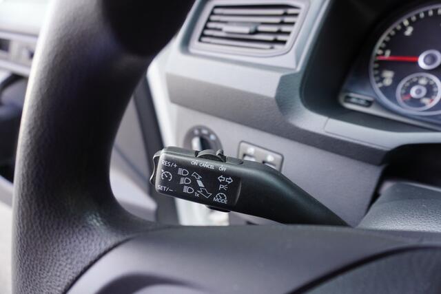 Volkswagen CADDY 102pk Automaat Trekhaak Airco Cruise control Bluetooth