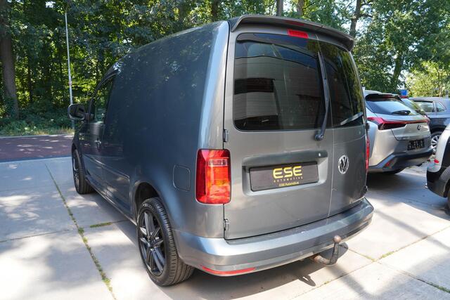 Volkswagen CADDY 2.0 TDI L1H1 BMT Highline Automaat | Leder | Navigatie | Trekhaak