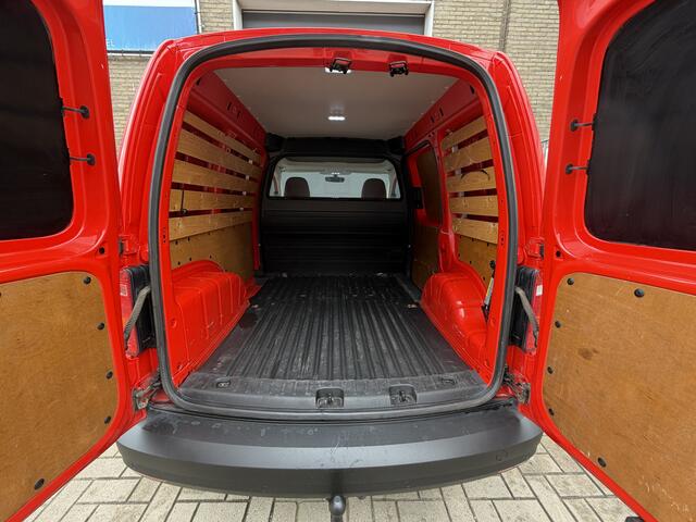 Volkswagen CADDY 2.0 TDI 102 PK Euro 6 L1H1 Trekhaak/cruise control/navigatie systeem