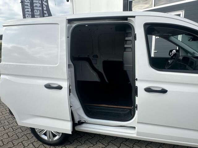 Volkswagen CADDY 2.0 TDI 6-bak bj2021 *Airco *Cruise *Apple carplay *Trekhaak *NL auto