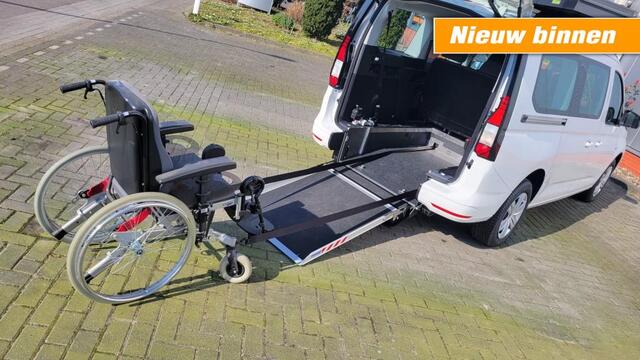 Volkswagen CADDY MAXI Rolstoelauto Taxi automaat