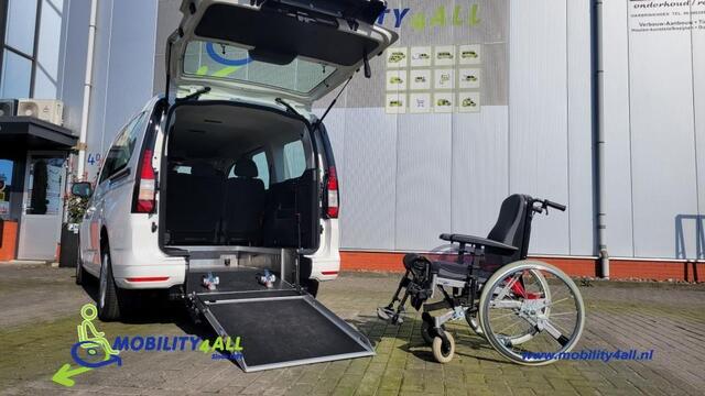 Volkswagen CADDY MAXI AUTOMAAT Rolstoelauto Excl- BTW