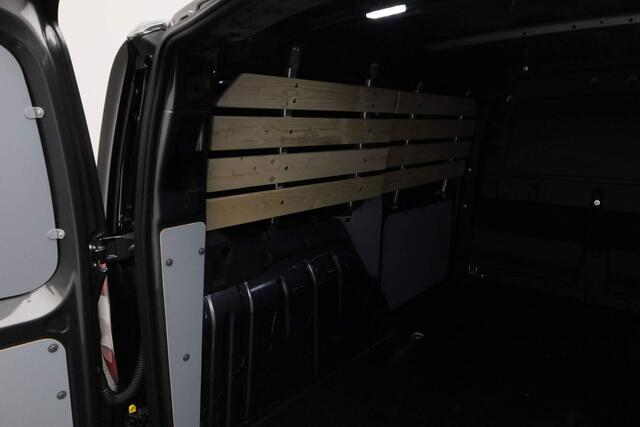 Volkswagen CADDY MAXI Cargo Comfort 2.0 TDI 122PK DSG | Parkeersensoren achter | Navi | Cruise | Apple Carplay / Android Auto | MF stuur