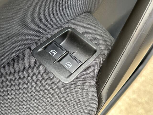 Volkswagen CADDY MAXI 1.4 TSI 131pk Comfortline 7-persoons | Trekhaak | Cruise | Navi | Camera | Rijklaar incl. 1 jaar Bovag garantie