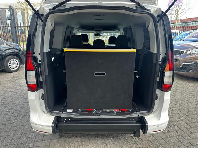 Volkswagen CADDY MAXI 1.5 TSI Automaat - Rolstoelauto 5+1 - Rolstoelvervoer - Vol Opties ! - 1e Eigenaar