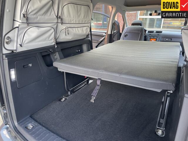 Volkswagen CADDY MAXI 1.4 TSI BEACH 5p 96kw Life DSG ( Bed, Camper uitvoering, Trekhaak, Carplay) RIJKLAARPRIJS!