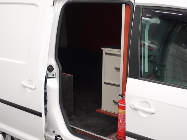 Volkswagen CADDY MAXI 150pk Automaat L2H1 Euro6 Parkeersensoren achter Cruise Control Airco 17"velgen Achterklep APK tot 04-2026