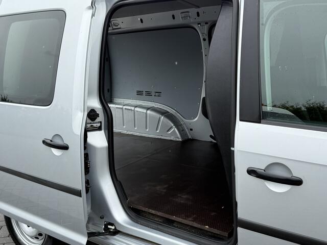 Volkswagen CADDY MAXI 2.0 TDI 102 PK EURO 6 / L2H1 / 2x SCHUIFDEUR / ACHTERKLEP / BPM VRIJ / AIRCO / CRUISE
