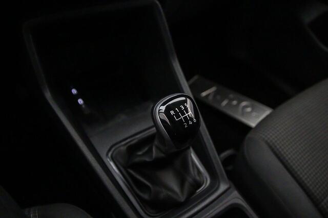 Volkswagen CADDY MAXI Cargo 2.0 TDI 102pk | BPM-vrij| Trekhaak | Parkeerhulp | Cruise-control | Navigatie dmv app-connect (Apple CarPlay / AndroidAuto)