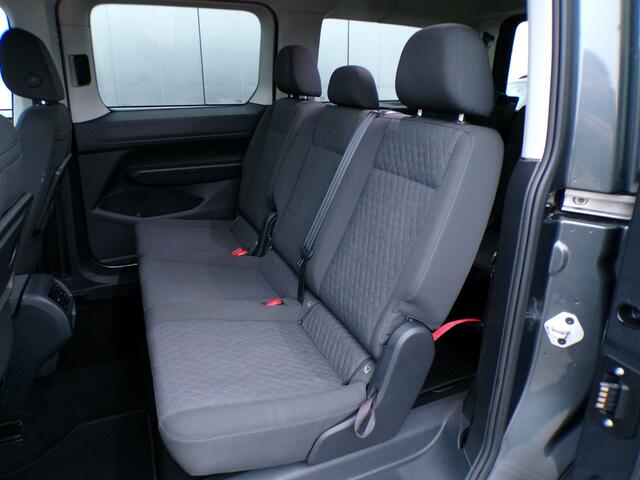 Volkswagen CADDY MAXI 1.5 TSI 7p, Trekhaak / Navigatie / Climate Control / Sensoren / Stoelverwarming / Cruise Control / 16'' LMV