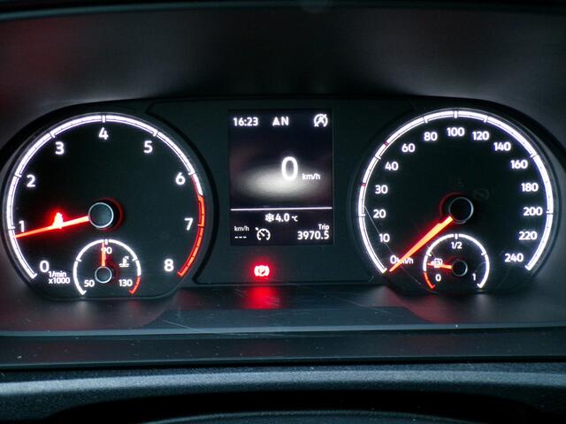 Volkswagen CADDY MAXI 1.5 TSI 7p, Trekhaak / Navigatie / Climate Control / Sensoren / Stoelverwarming / Cruise Control / 16'' LMV