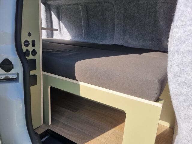 Volkswagen CADDY MAXI 1.0 TSI L2H1 St.Tropez MINICAMPER