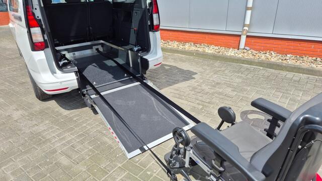 Volkswagen CADDY MAXI 6-persoons Rolstoelauto Taxi automaat