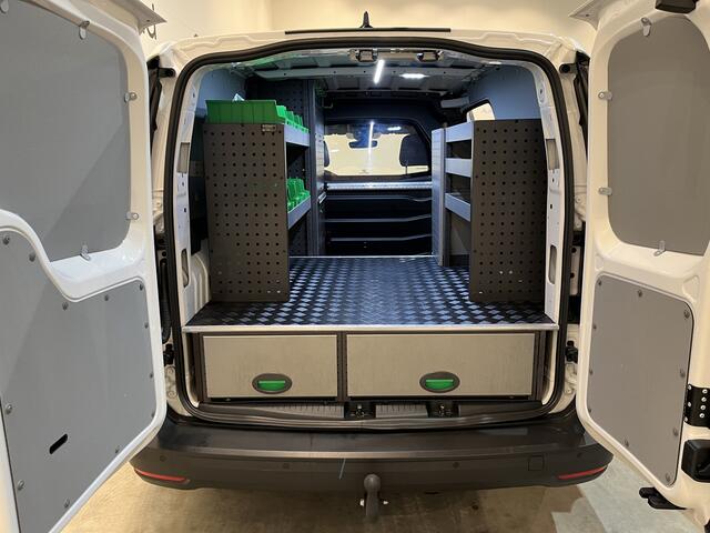 Volkswagen CADDY MAXI Cargo 2.0 TDI Comfort 123 PK Automaat Servicebus / Inrichting / Euro 6 / Schuifdeur L + R / 220V. / Airco / CarPlay / Camera / Trekhaak / Cruise Control / 29.300 KM !!