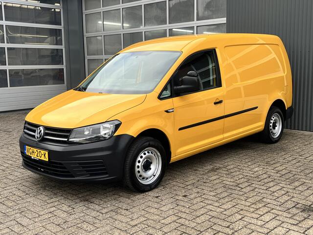 Volkswagen CADDY MAXI 2.0 TDI L2H1 Airco Cruise controle Trekhaak 1500kg trekgewicht Parkeersensoren achter Kastinrichting Schuifdeur Telefoon verbinding 1e eigenaar Euro 6 Verlengd bpm vrij voor particulier gebruik !!