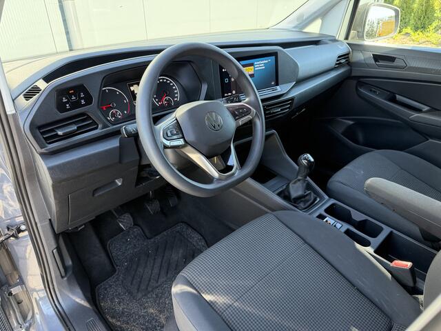 Volkswagen CADDY MAXI Cargo 2.0 TDI 102 PK / L2H1 / 1e EIG. / INRICHTING / TREKHAAK / CARPLAY / NAVI / ECC / CRUISE