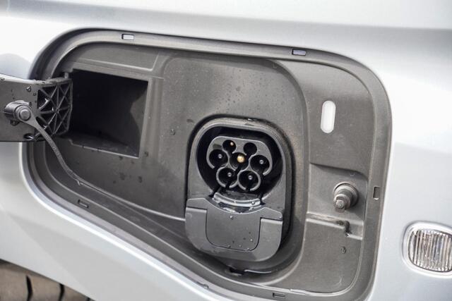 Volkswagen CADDY MAXI 1.5 TSI Hybride Life 7 Zits Apple Carplay Stoelverwarming Achteruitrijcamera