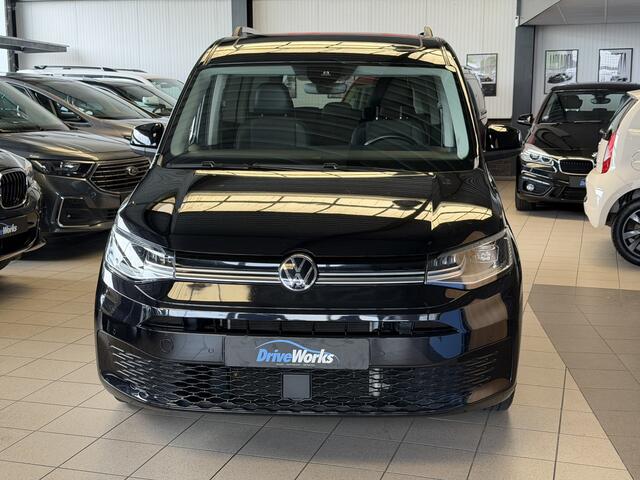 Volkswagen CADDY MAXI 1.5 TSI 7p | Highline | Pano | AGR seats | Drivers Assist | Winter-pakket | Carplay DAB+ | 7-zits | Full LED | Interesse, Proefrit? Bel of app met: 06-24 28 28 42/ 06-42130156