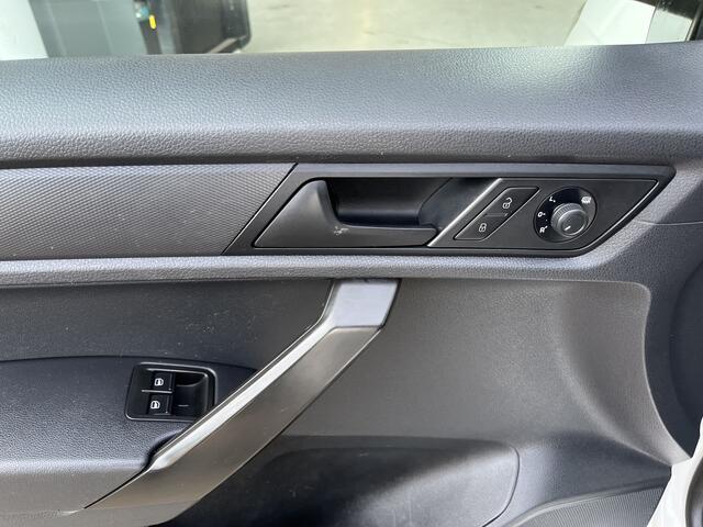 Volkswagen CADDY MAXI 2.0 TDI L2H1 102pk DSG Automaat Airco Trekhaak 1500kg trekgewicht Telefoonverbinding Achterruitrij camera Achterklep Schuifdeur Stuurwielbediening Euro 6