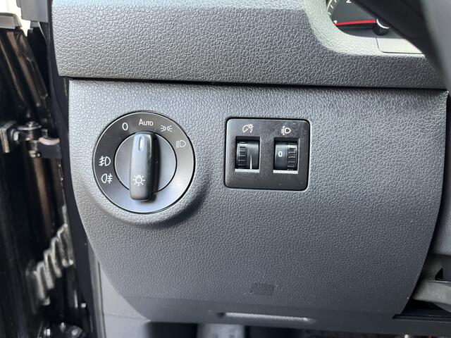 Volkswagen CADDY MAXI 2.0 TDI L2H1 BMT C-Edition Airco Cruise controle Apple carplay Parkeersensoren achter Stuurwielbediening Euro 6 Maxi Lang Lichtmetalen velgen