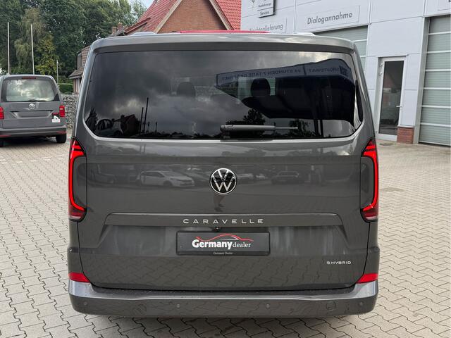 Volkswagen CARAVELLE 2.5 L2H1 eHybrid Style 8-pers Leder Navi 360-Cam Keyless Uniek/PHEV M-Led 2xSchuifd