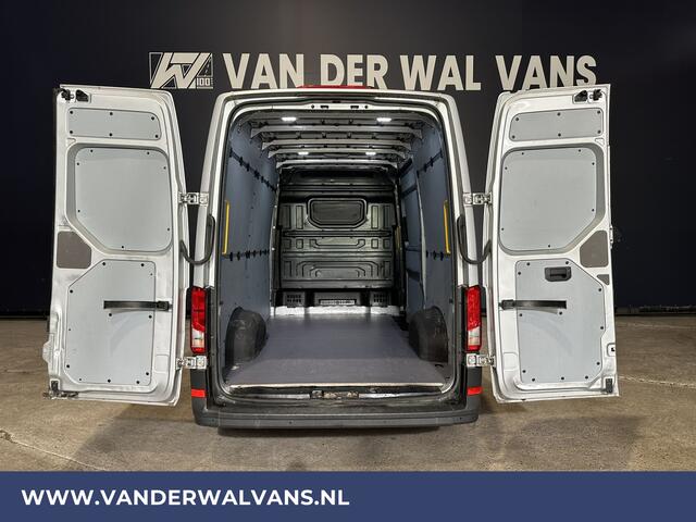 Volkswagen CRAFTER 2.0 TDI 140pk L3H3 L2H2 Euro6 Airco | 3000kg trekvermogen | Apple Carplay Android Auto, Parkeersensoren, Bijrijdersbank