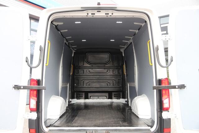 Volkswagen CRAFTER 2.0 TDI 140 | 2x Schuifdeur | Standkachel | Cruise | Airco..