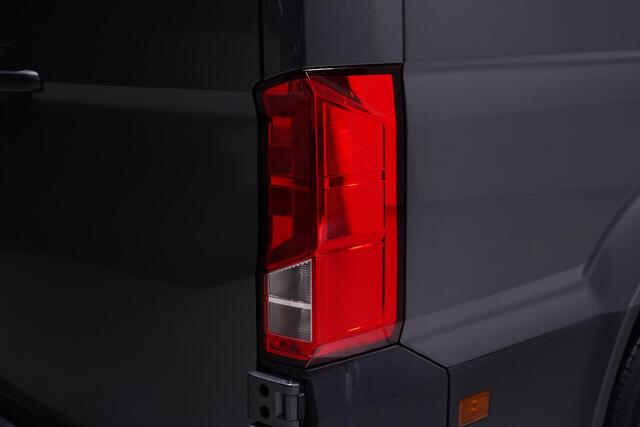 Volkswagen CRAFTER 2.0 TDI 177 pk L4H3 Navi, Camera, LED Koplampen Geveerde Stoel, Cruise Control, 3- Zits, Nieuw