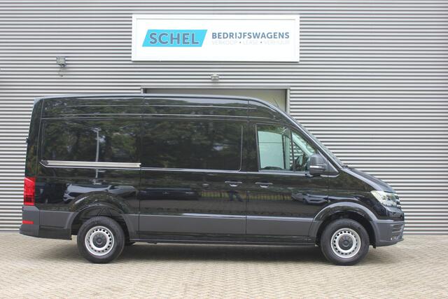 Volkswagen CRAFTER 35 2.0 TDI L3H3 177pk - LED koplampen - Navigatie - Geveerde stoel - Cruise - Camera - DAB - Parkeersensoren - Rijklaar