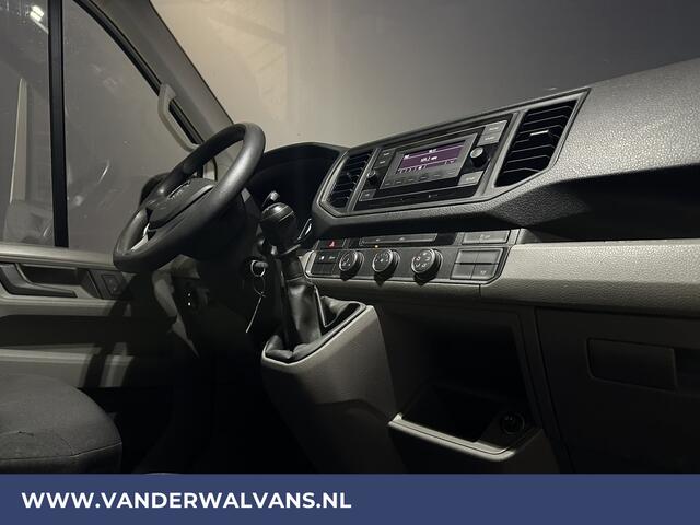 Volkswagen CRAFTER 2.0 TDI 140pk L3H2 L2H1 Euro6 Airco | Cruisecontrol | 3 zitplaatsen 3000kg trekvermogen