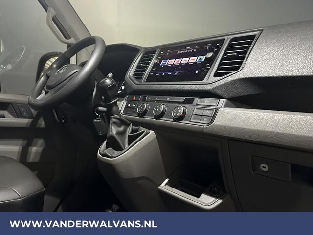 Volkswagen CRAFTER 2.0 TDI 140pk L3H2 L2H1 Euro6 Airco | Nieuwste Navigatiescherm | Apple Carplay parkeersensoren, 3000kg trekvermogen