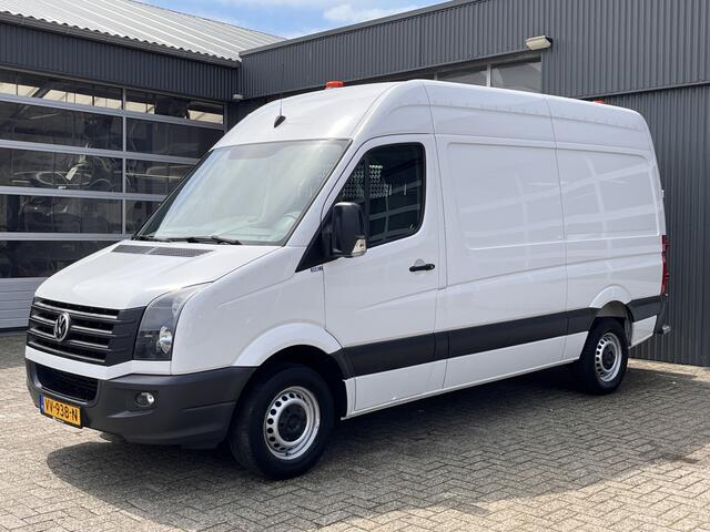 Volkswagen CRAFTER 2.0 TDI L2H2 Airco Cruise controle Trekhaak 3500kg trekgewicht Lang hoog 1e eigenaar Dealer onderhouden Euro 6 Bpm vrij voor particulier gebruik !!