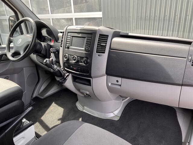 Volkswagen CRAFTER 2.0 TDI L2H2 Airco Cruise controle Trekhaak 3500kg trekgewicht Lang hoog 1e eigenaar Dealer onderhouden Euro 6 Bpm vrij voor particulier gebruik !!