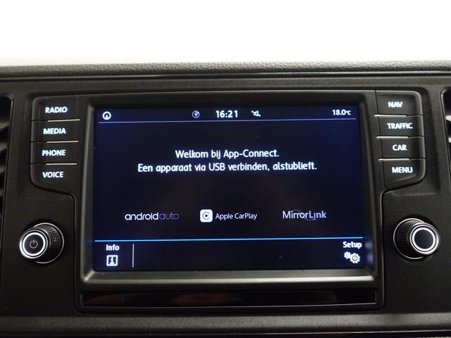 Volkswagen CRAFTER 35 2.0 TDI Euro 6 L2H1 Highline+ Aut- 3 Pers, CarPlay, Ergo Comfort, Cruise, Clima, Grijs Kenteken