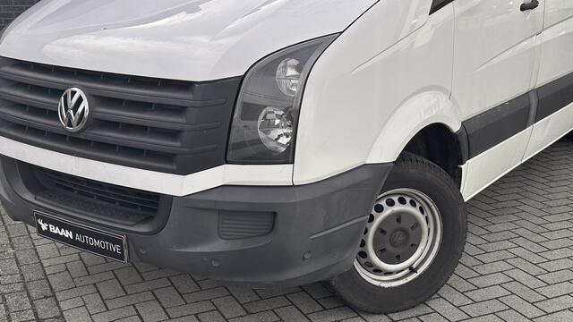 Volkswagen CRAFTER 35 2.0 TDI L2H1 DC | Imperiaal | PDC | Airco | Trekhaak | Radio