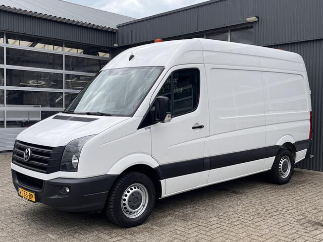 Volkswagen CRAFTER 35 2.0 TDI L2H2 Kast Inrichting Trekhaak 3500kg Omvormer Standkachel Airco Cruise controle Werkplaats Lang hoog Sortimo inrichting 1e eigenaar Dealer onderhouden Euro 6 Servicewagen Victron omvormer