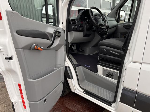 Volkswagen CRAFTER 35 2.0 TDI L2H2 Kast Inrichting Trekhaak 3500kg Omvormer Standkachel Airco Cruise controle Werkplaats Lang hoog Sortimo inrichting 1e eigenaar Dealer onderhouden Euro 6 Servicewagen Victron omvormer