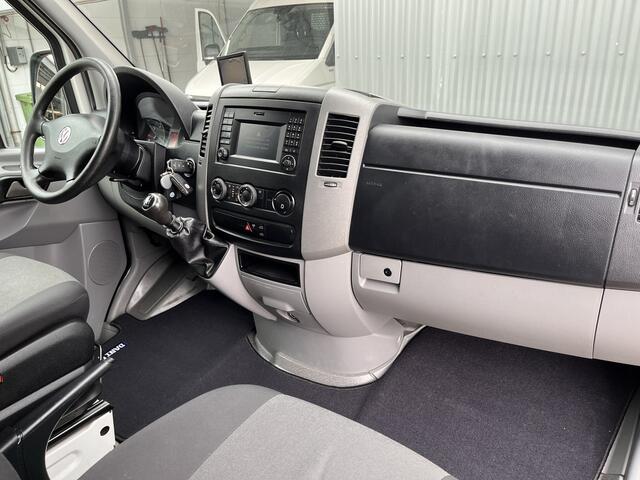 Volkswagen CRAFTER 35 2.0 TDI L2H2 Kast Inrichting Trekhaak 3500kg Omvormer Standkachel Airco Cruise controle Werkplaats Lang hoog Sortimo inrichting 1e eigenaar Dealer onderhouden Euro 6 Servicewagen Victron omvormer