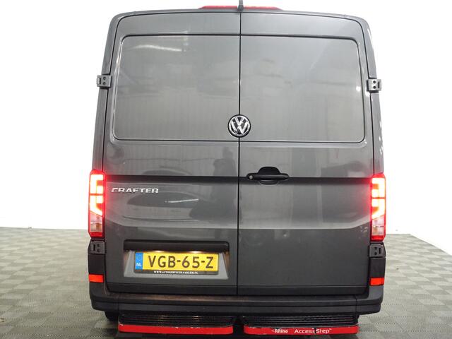 Volkswagen CRAFTER 35 2.0 TDI Highline DSG Automaat [ Euro 6 ] 3 Pers I Carplay I Navi I Sidebars I ErgoComfort I Full