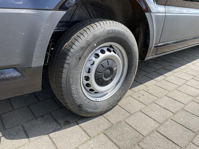 Volkswagen CRAFTER 30 2.0 TDI L3H2 140 PK Automaat | Comfortline | Camera | 3 zits | Cruise control