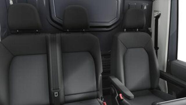 Volkswagen CRAFTER Bedrijfswagens Trendline L3H2 2.0 TDI EU6 140 pk GVW 3.0T VOORRAAD!! RIJKLAARPRIJS!! 2 SCHUIFDEUREN!!!