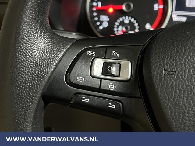 Volkswagen CRAFTER 2.0 TDI 141pk L3H3 L2H2 Euro6 Airco | Camera | Apple Carplay | Cruisecontrol Android Auto, Parkeersensoren, Bijrijdersbank