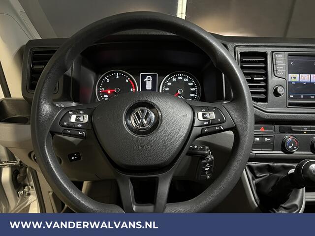 Volkswagen CRAFTER 2.0 TDI 141pk L3H3 L2H2 Euro6 Airco | Camera | Apple Carplay | Cruisecontrol Parkeersensoren, Android Auto, Chauffeursstoel, Bijrijdersbank