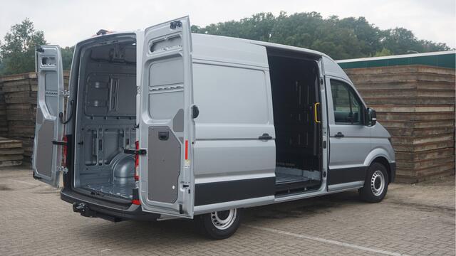 Volkswagen CRAFTER 30 2.0 TDI 140PK L3H3 Highline, Modeljaar 2025, App Connect, Trekhaak