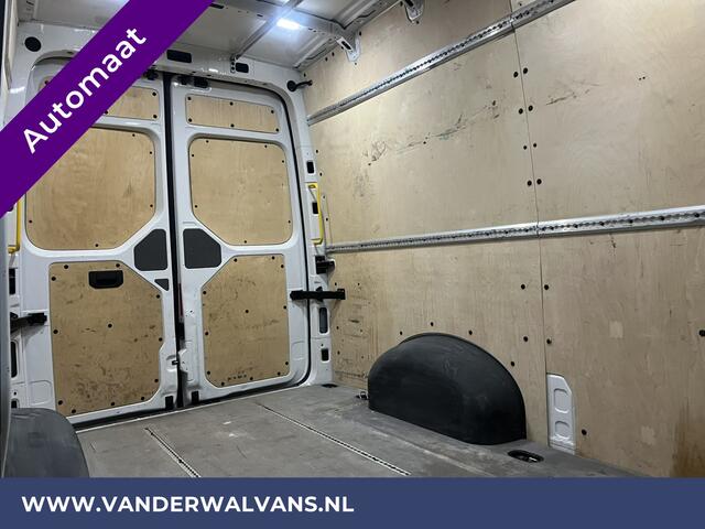 Volkswagen CRAFTER 2.0 TDI 141pk Automaat L3H3 L2H2 Euro6 Airco | Camera | Apple Carplay Android Auto, Parkeersensoren